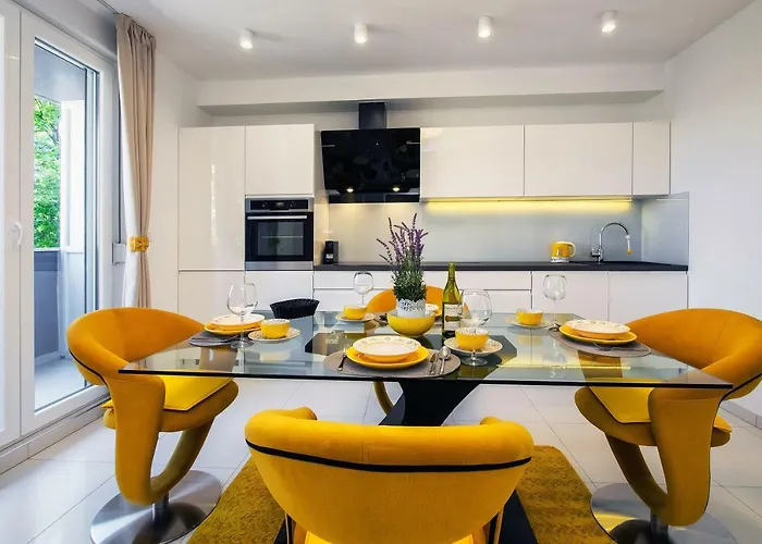 City And Beach Luxury 4 Stars Apartment Split